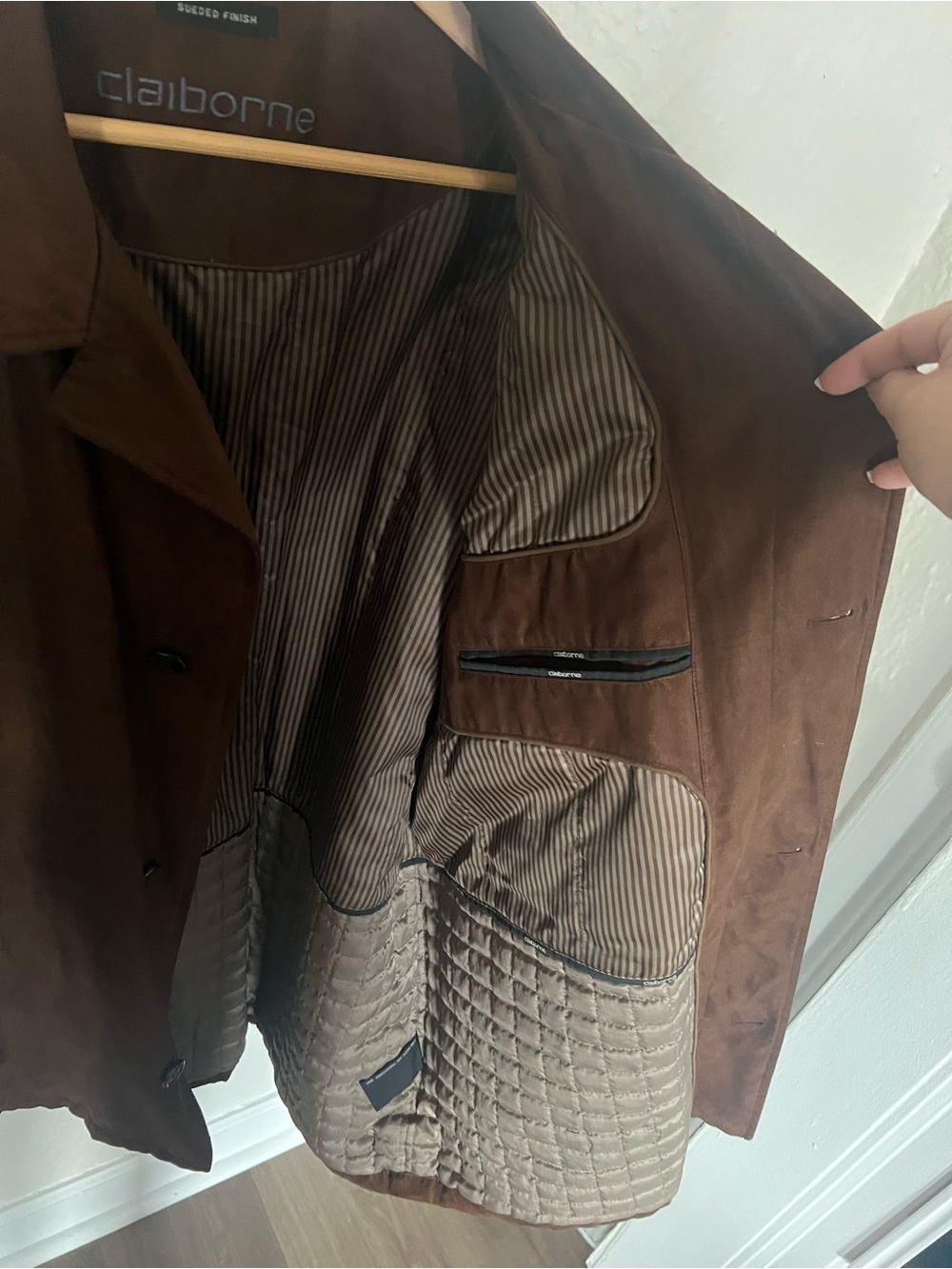 Claiborne Jacket - Picture 3 of 5